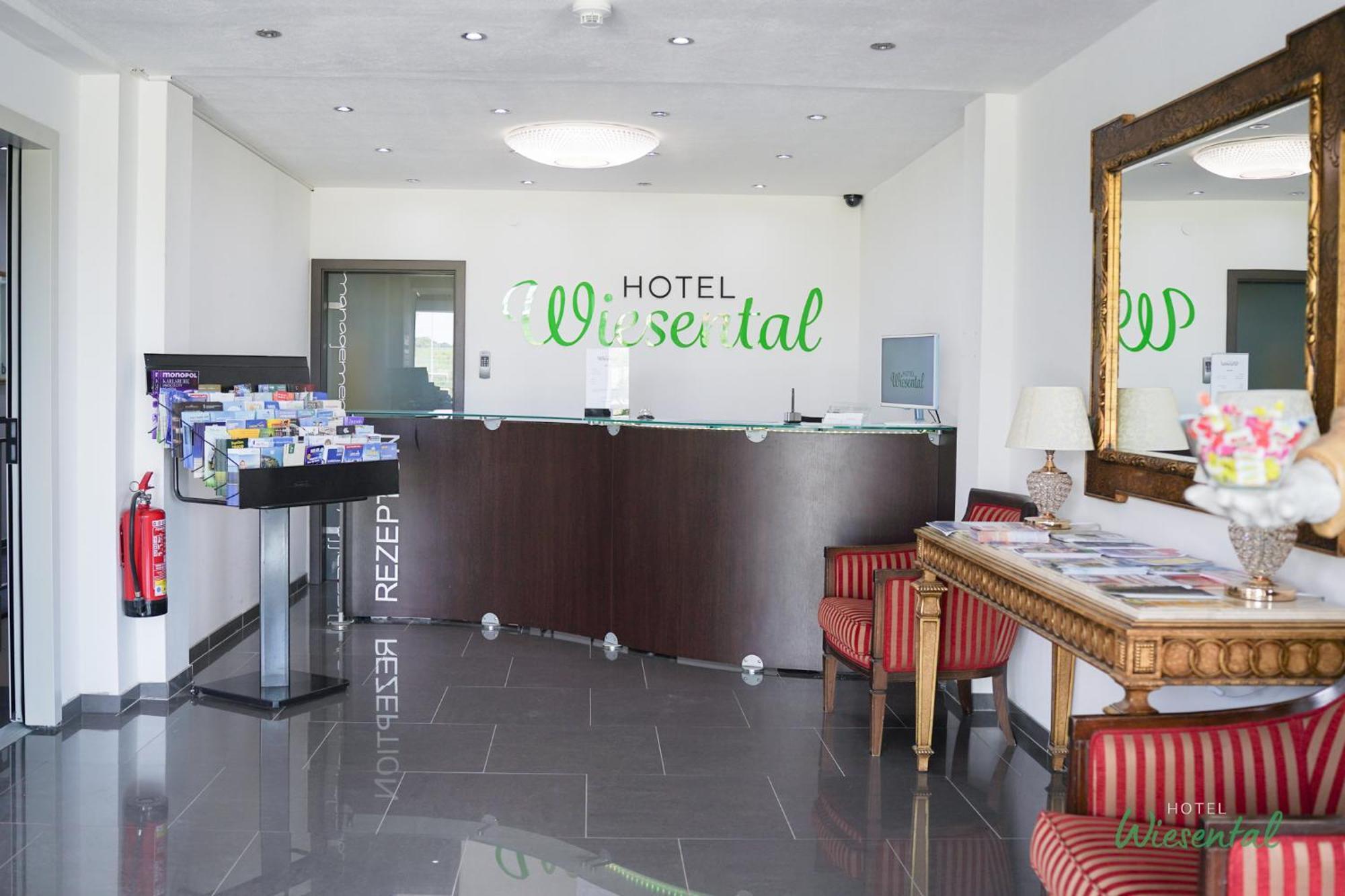 Hotel Wiesental Naehe Friedrichshafen Meckenbeuren Dış mekan fotoğraf
